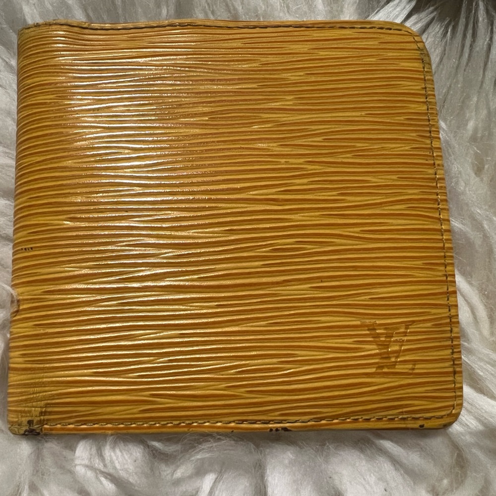 Authentic Yellow Epi bifold wallet